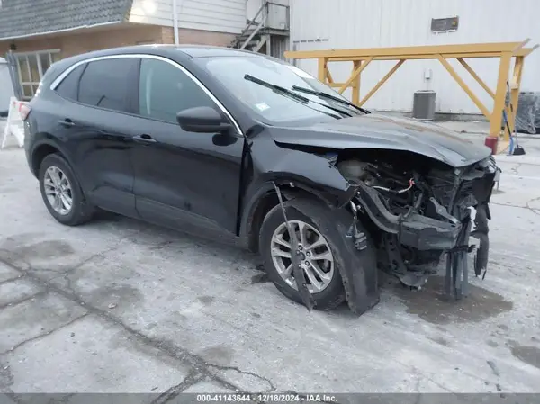 1FMCU0G68NUA24828 2022 FORD ESCAPE - Image 1