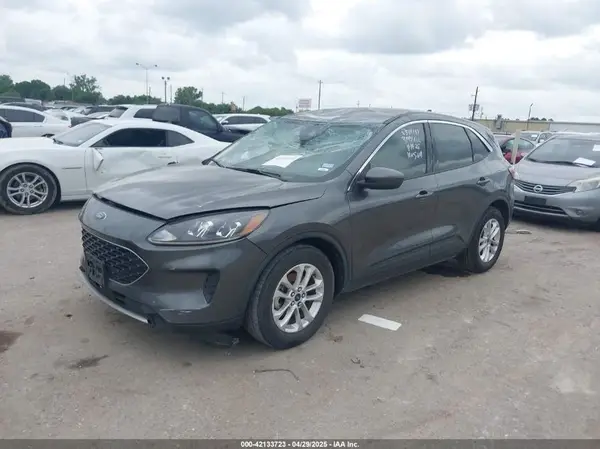 1FMCU0G69LUA75204 2020 FORD ESCAPE - Image 2