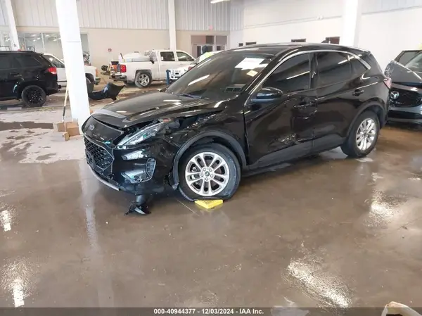 1FMCU0G69LUB93916 2020 FORD ESCAPE - Image 2