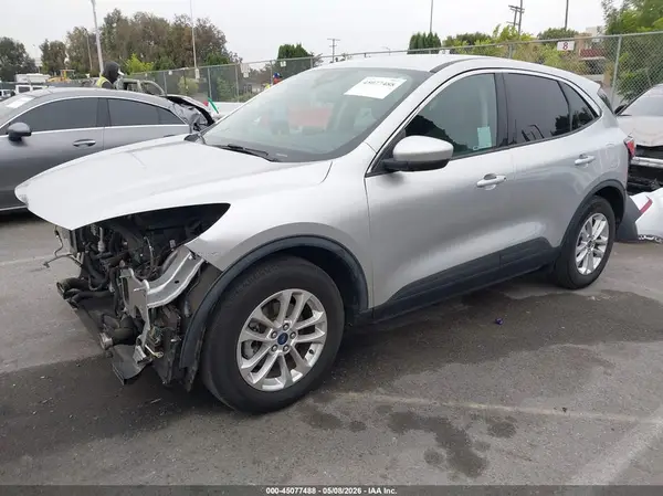 1FMCU0G69LUC72776 2020 FORD ESCAPE - Image 2