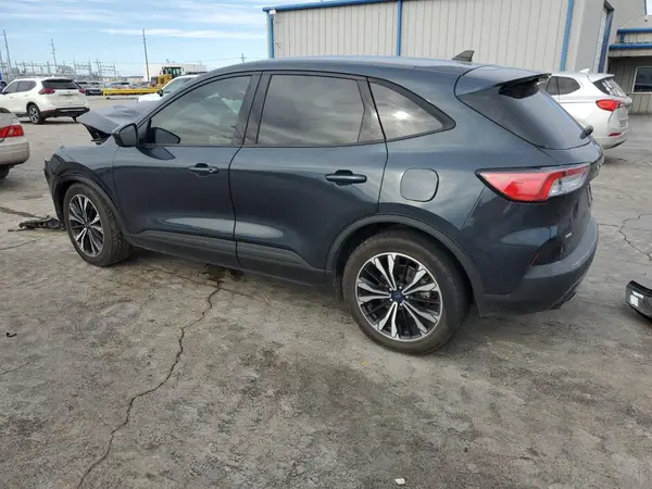 1FMCU0G69NUA12901 2022 FORD ESCAPE - Image 2