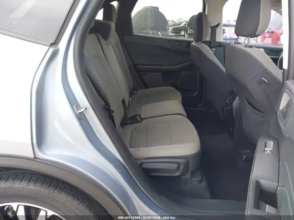 1FMCU0G69NUA37829 2022 FORD ESCAPE - Image 8