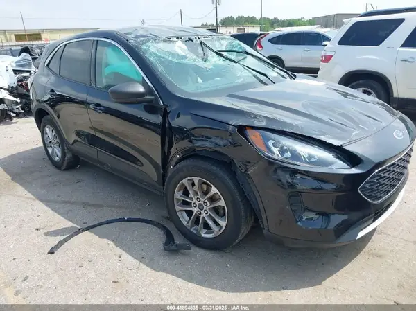 1FMCU0G69NUA91843 2022 FORD ESCAPE - Image 1