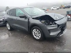 1FMCU0G69NUB33945 2022 FORD ESCAPE