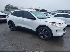 1FMCU0G69NUB38739 2022 FORD ESCAPE