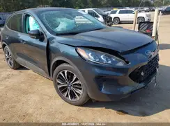 1FMCU0G69NUB82062 2022 FORD ESCAPE