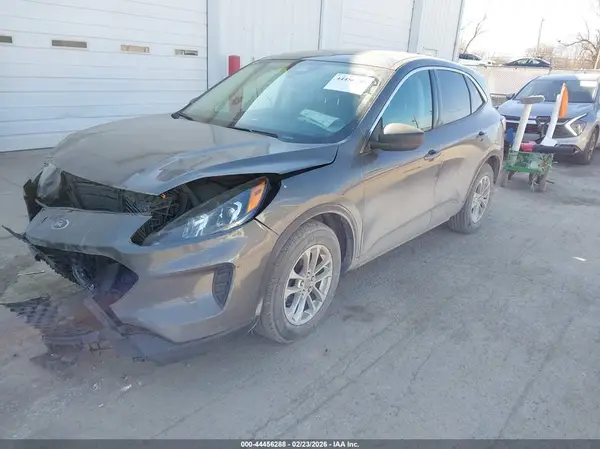 1FMCU0G69NUB85303 2022 FORD ESCAPE - Image 2