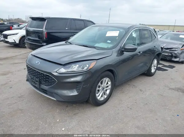 1FMCU0G6XLUB67146 2020 FORD ESCAPE - Image 2