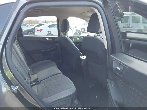 1FMCU0G6XLUC23957 2020 FORD ESCAPE - Image 8