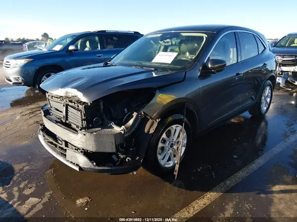 1FMCU0G6XLUC52665 2020 FORD ESCAPE - Image 2