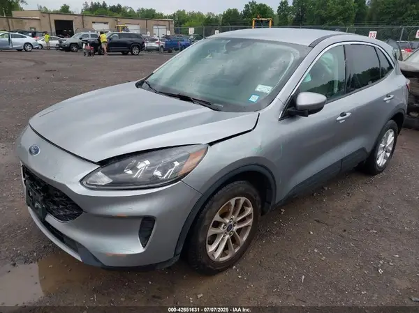 1FMCU0G6XMUA89937 2021 FORD ESCAPE - Image 2