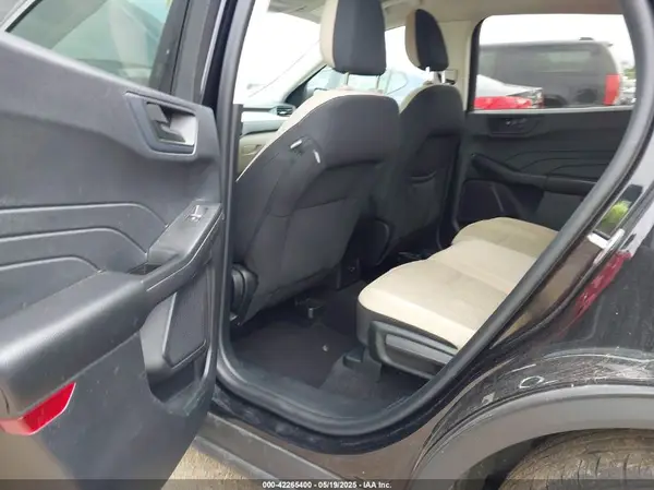 1FMCU0G6XNUA47642 2022 FORD ESCAPE - Image 8