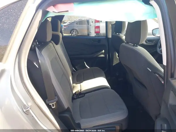 1FMCU0G6XNUA54641 2022 FORD ESCAPE - Image 8