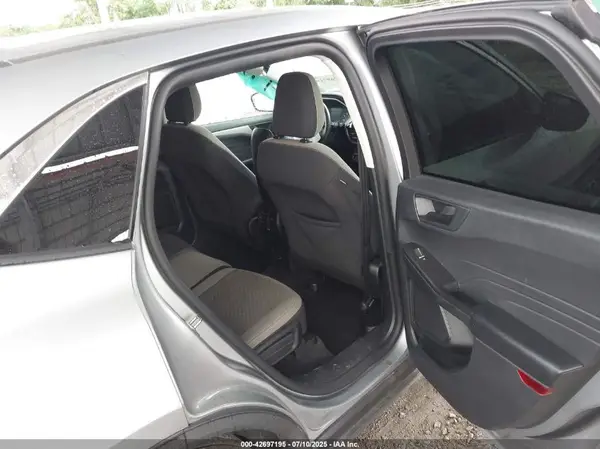 1FMCU0G6XNUB13770 2022 FORD ESCAPE - Image 8