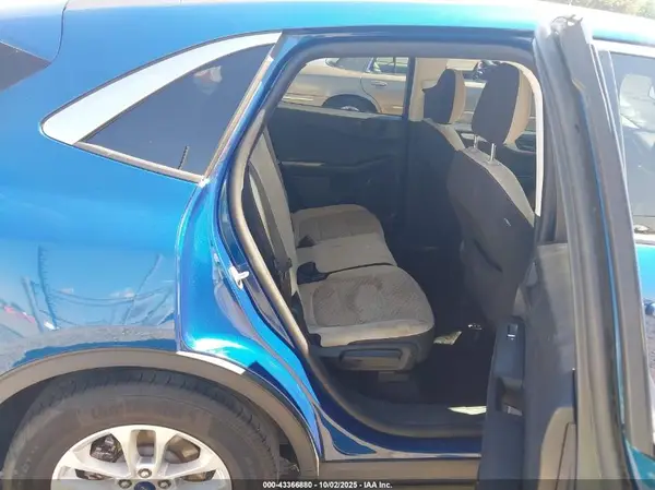 1FMCU0G6XNUB53671 2022 FORD ESCAPE - Image 8