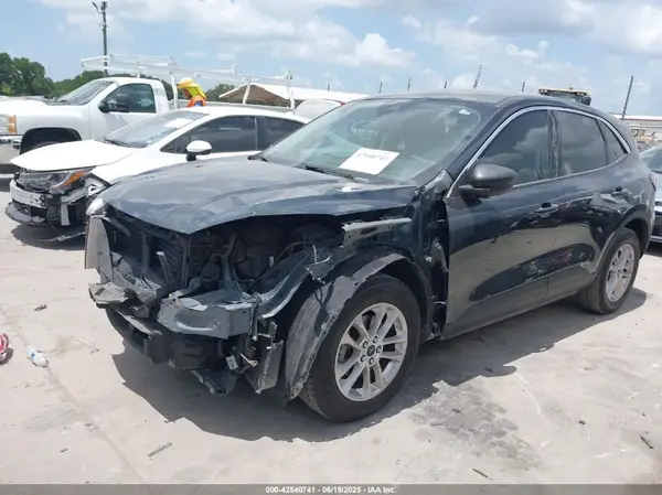 1FMCU0G6XNUB81440 2022 FORD ESCAPE - Image 2