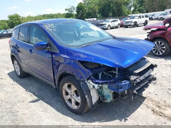 1FMCU0G70GUB53805 2016 FORD ESCAPE - Image 1