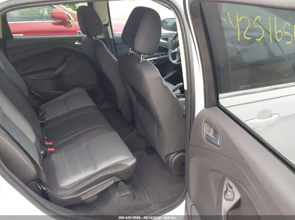 1FMCU0G70GUB86240 2016 FORD ESCAPE - Image 8