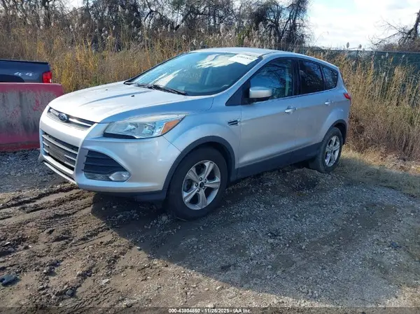 1FMCU0G70GUB86495 2016 FORD ESCAPE - Image 2