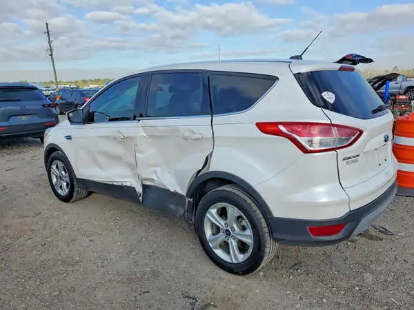 1FMCU0G71GUB71195 2016 FORD ESCAPE - Image 2