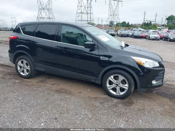 1FMCU0G72GUA48571 2016 FORD ESCAPE - Image 1