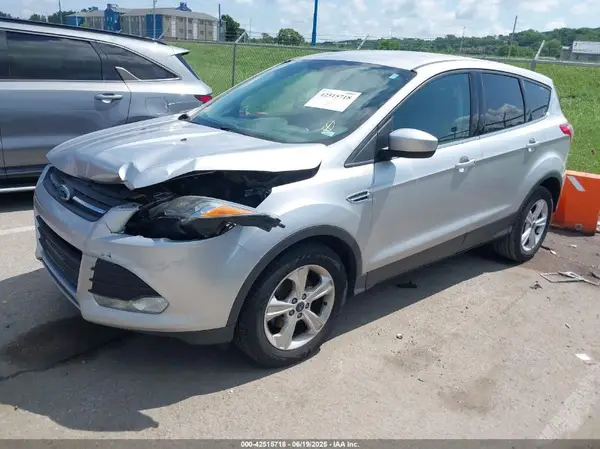 1FMCU0G72GUA77827 2016 FORD ESCAPE - Image 2