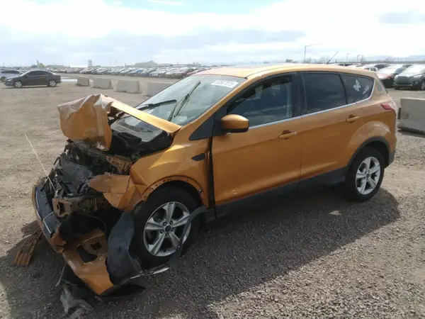 1FMCU0G72GUB72212 2016 FORD ESCAPE - Image 1