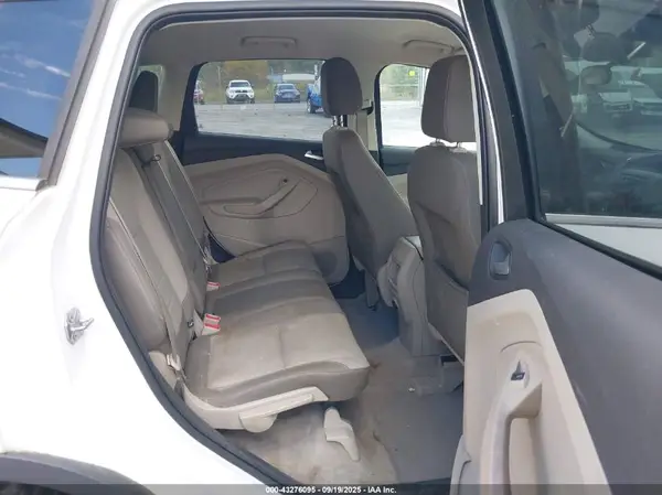 1FMCU0G73GUA82244 2016 FORD ESCAPE - Image 8