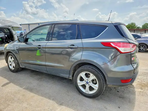 1FMCU0G75GUB18872 2016 FORD ESCAPE - Image 2