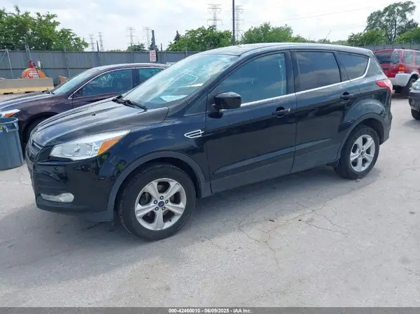 1FMCU0G75GUB57820 2016 FORD ESCAPE - Image 2