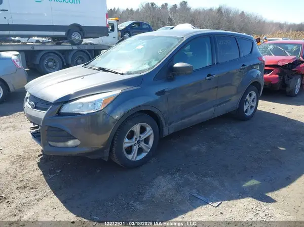 1FMCU0G75GUB77629 2016 FORD ESCAPE - Image 2