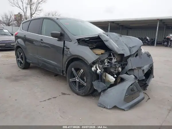 1FMCU0G75GUB84242 2016 FORD ESCAPE - Image 1