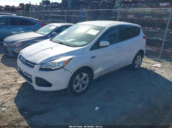 1FMCU0G76GUA49612 2016 FORD ESCAPE - Image 2