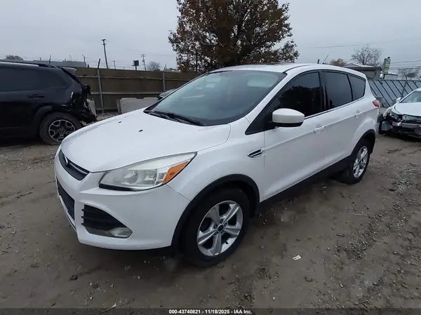 1FMCU0G76GUA81945 2016 FORD ESCAPE - Image 2