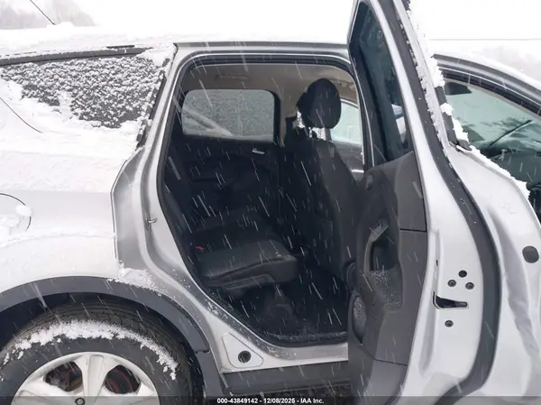 1FMCU0G76GUB13499 2016 FORD ESCAPE - Image 8