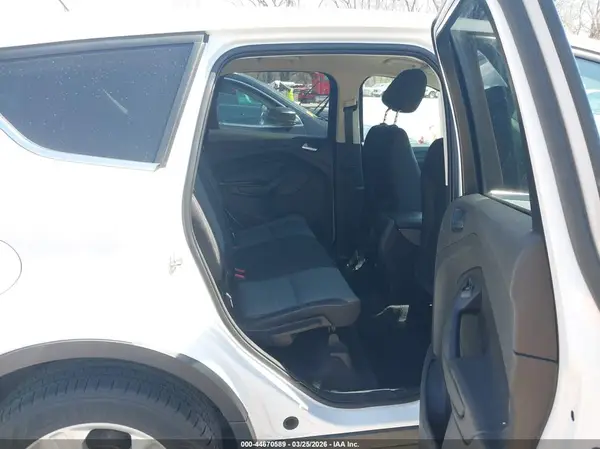 1FMCU0G76GUB22204 2016 FORD ESCAPE - Image 8
