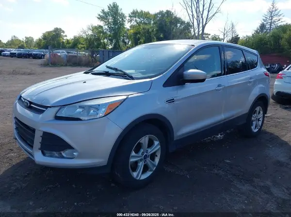 1FMCU0G76GUB35132 2016 FORD ESCAPE - Image 2
