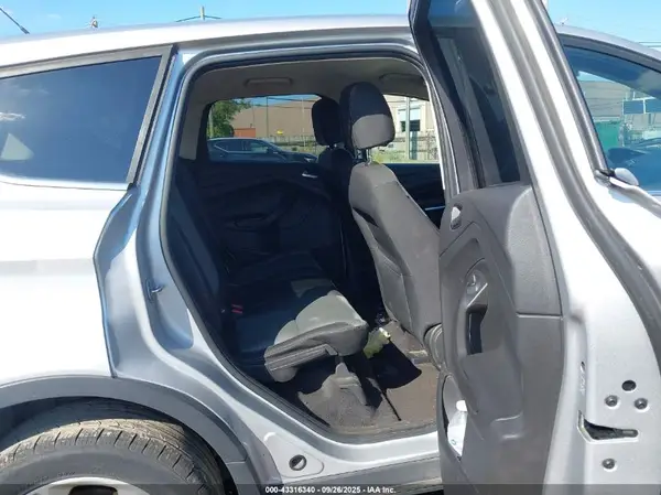 1FMCU0G76GUB35132 2016 FORD ESCAPE - Image 8