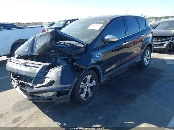 1FMCU0G76GUB51928 2016 FORD ESCAPE - Image 2