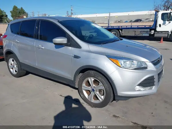 1FMCU0G76GUC09732 2016 FORD ESCAPE - Image 1