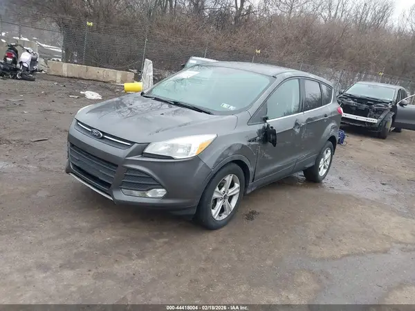 1FMCU0G76GUC17992 2016 FORD ESCAPE - Image 2