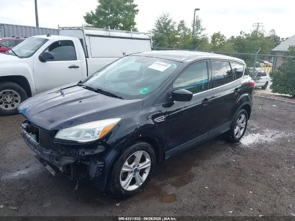 1FMCU0G76GUC18365 2016 FORD ESCAPE - Image 2