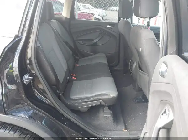 1FMCU0G76GUC18365 2016 FORD ESCAPE - Image 8