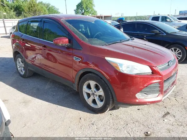 1FMCU0G78GUB14752 2016 FORD ESCAPE - Image 1