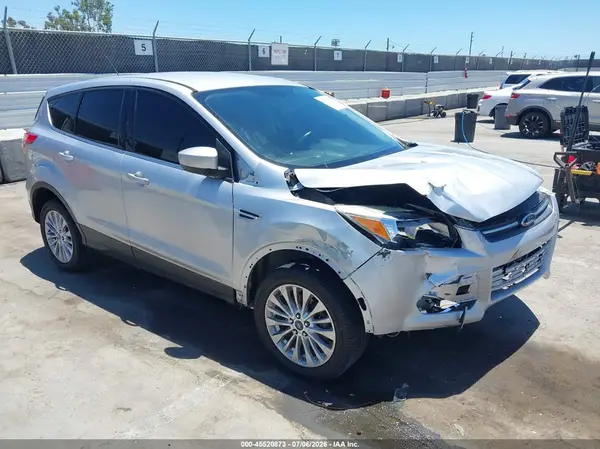 1FMCU0G78GUB24861 2016 FORD ESCAPE - Image 1
