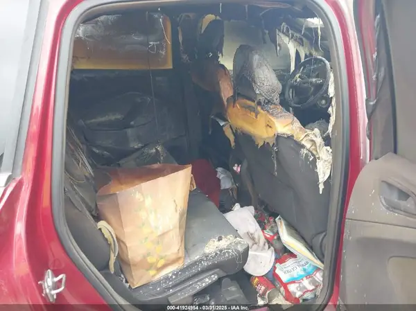 1FMCU0G78GUB84235 2016 FORD ESCAPE - Image 8