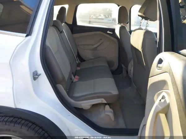 1FMCU0G78GUB99334 2016 FORD ESCAPE - Image 8