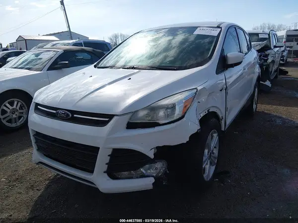 1FMCU0G79GUA05555 2016 FORD ESCAPE - Image 2