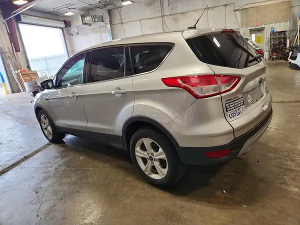 1FMCU0G79GUA73368 2016 FORD ESCAPE - Image 2