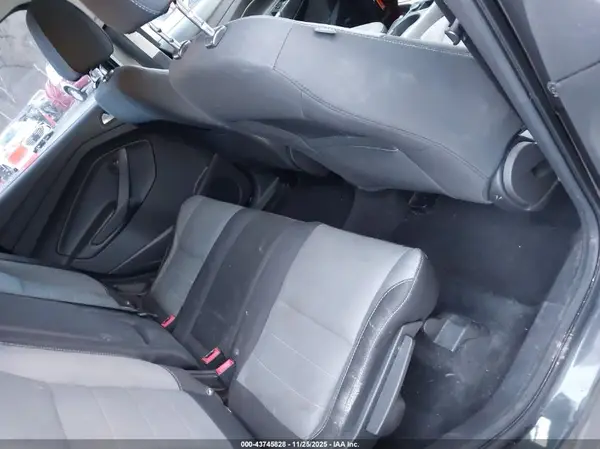 1FMCU0G79GUB04375 2016 FORD ESCAPE - Image 8